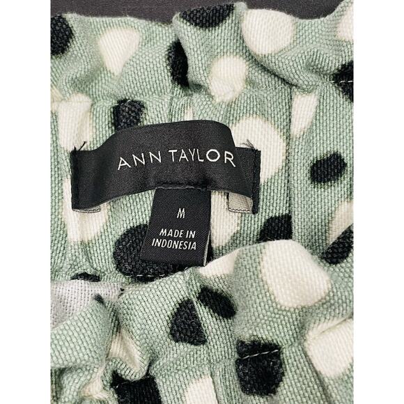 Ann Taylor Womens pull on green/white/black paperbag pants, size Medium leopard - Picture 4 of 10